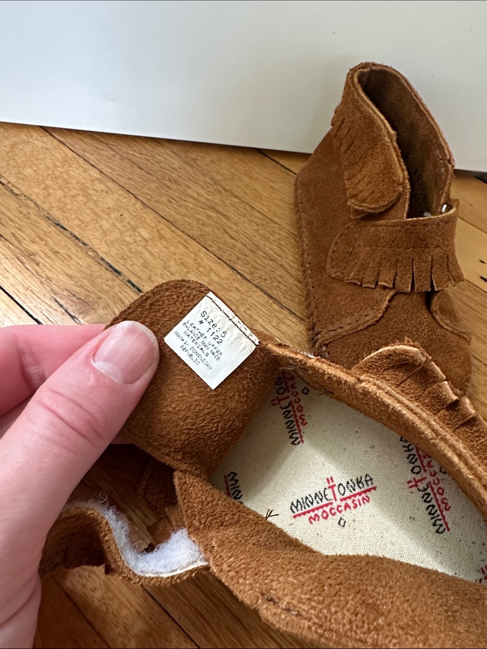 Kids Brown Suede Fringe Minnetonka Moccasins - Picture 4 of 5